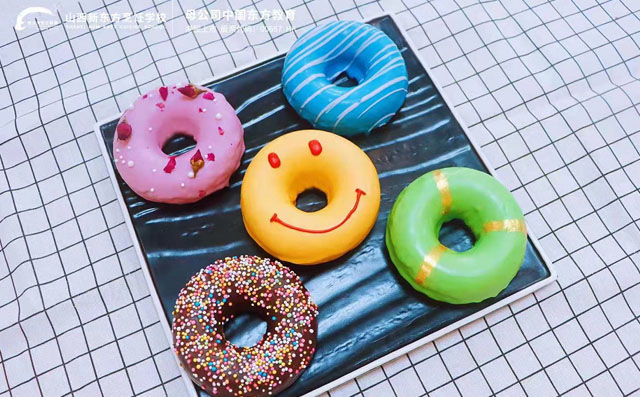 ����Ȧ����